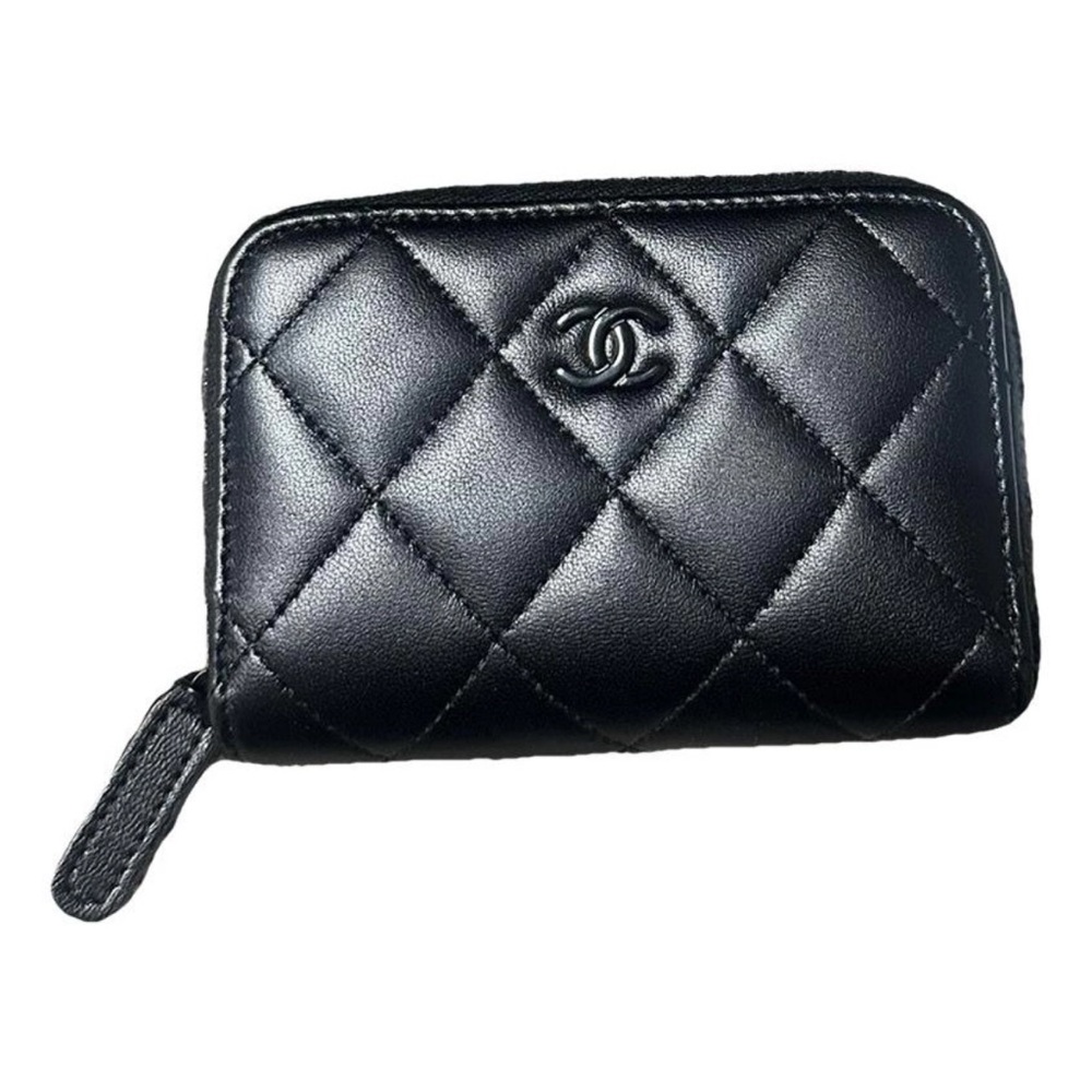 Chanel Classic Zipped Coin Purse
Black (AP0216)